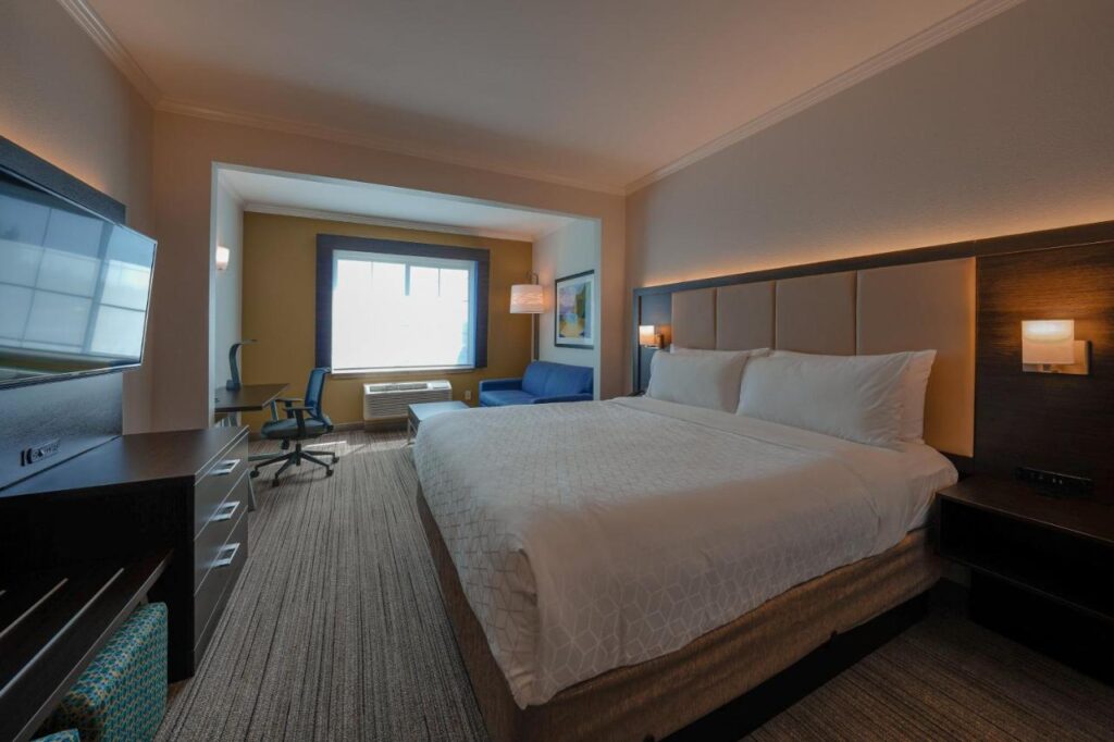 Holiday Inn Express & Suites Santa Clara - Silicon Valley by IHG - Image 5