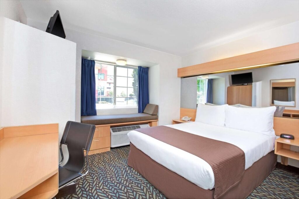 Microtel Inn & Suites, Morgan Hill - Image 3