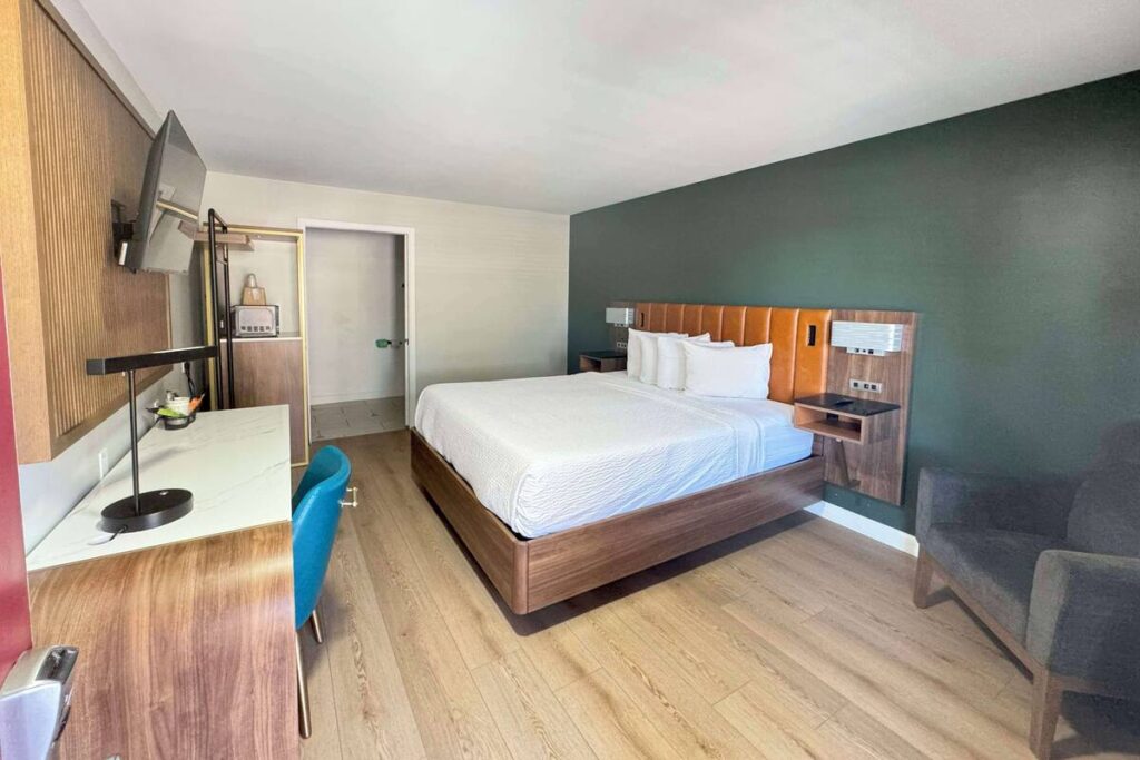 SureStay by Best Western Morgan Hill - Image 1