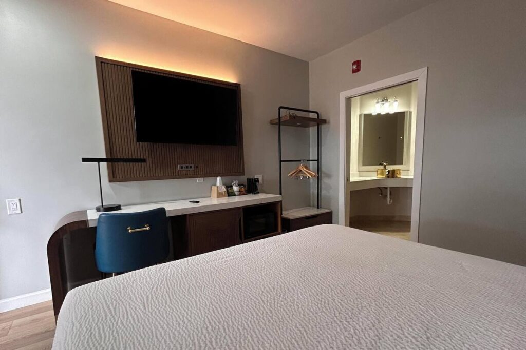 SureStay by Best Western Morgan Hill - Image 3