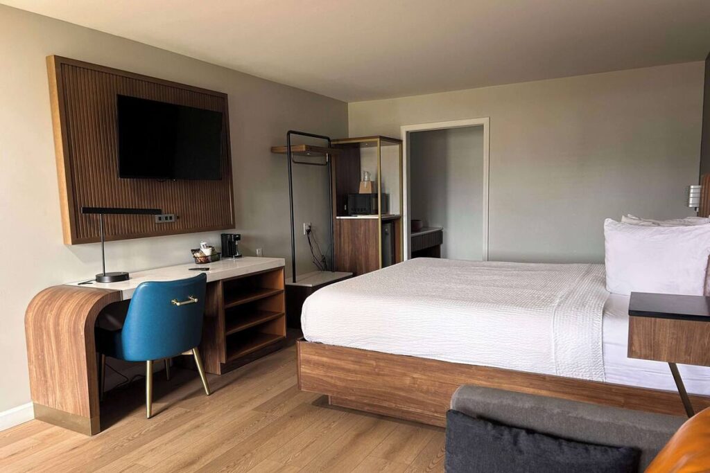 SureStay by Best Western Morgan Hill - Image 5