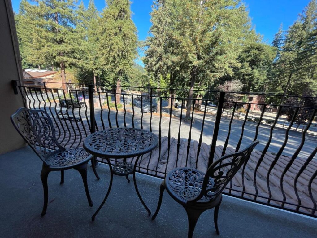 The Historic Brookdale Lodge, Santa Cruz Mountains - Image 2