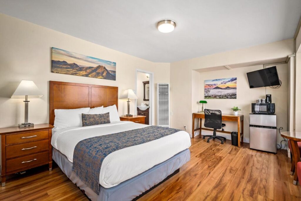 Sunbeam Motel - Image 1