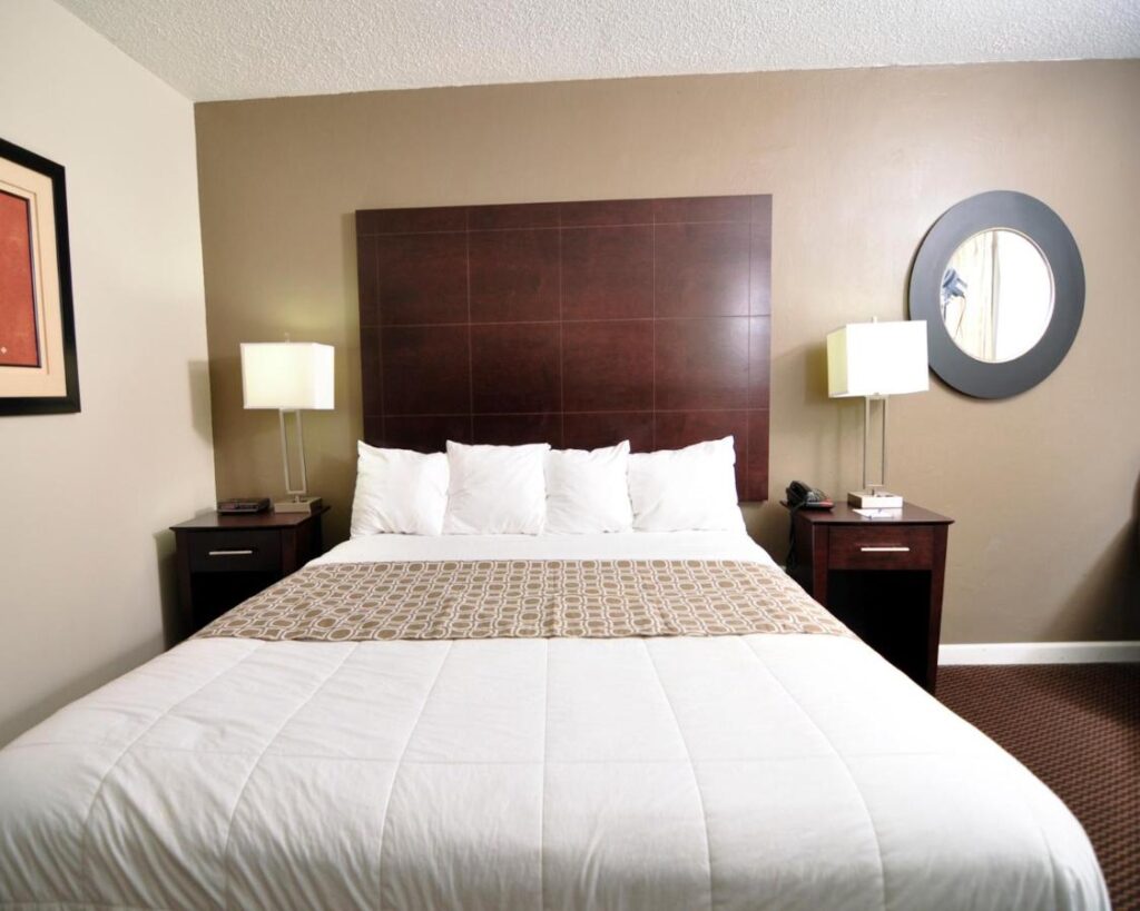 Baymont by Wyndham Sandusky - Image 5