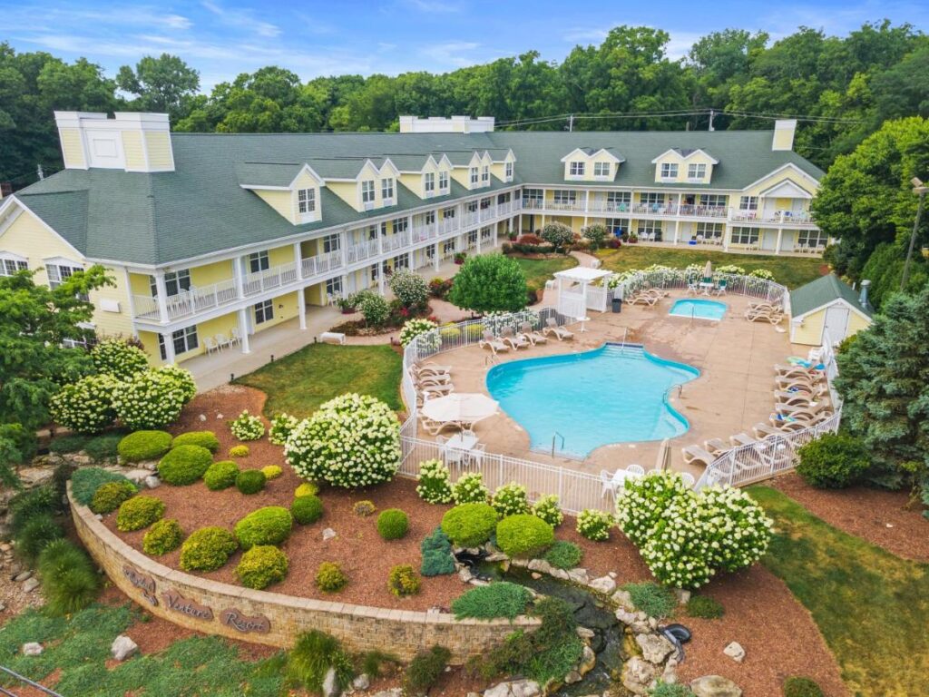 Kelleys Island Venture Resort - Image 1