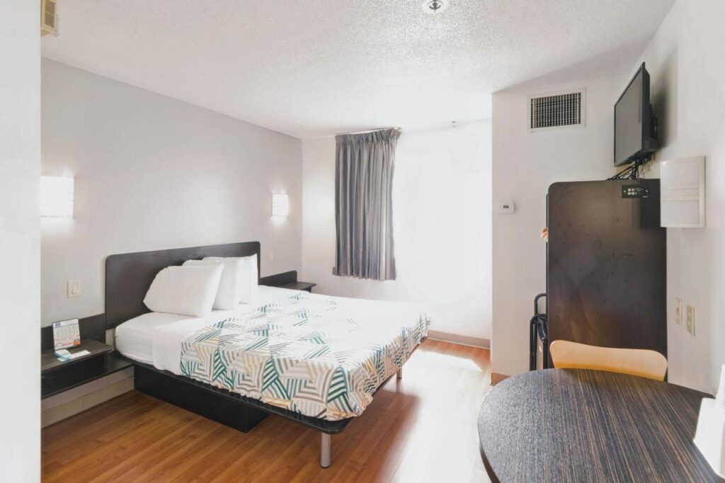 Motel 6-Milan, OH - Sandusky - Image 2