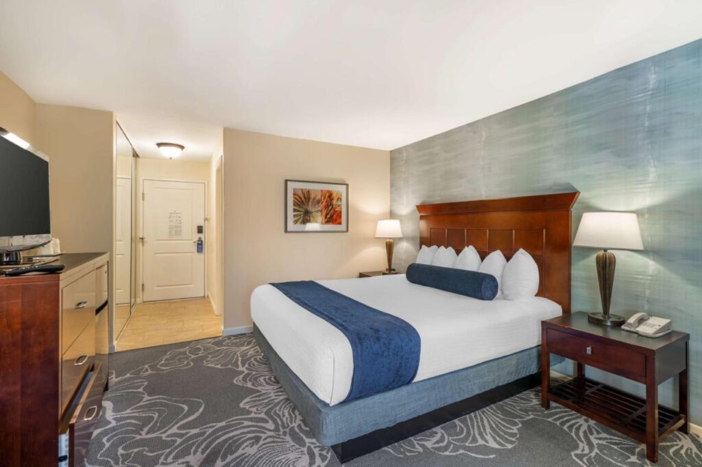 Best Western Plus Carpinteria Inn - Image 5