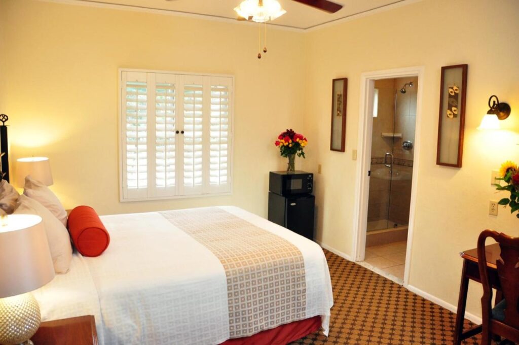 The Eagle Inn - Image 4