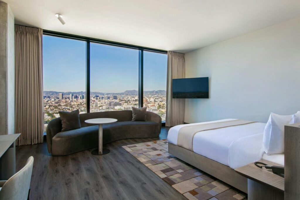 AC Hotel by Marriott Downtown Los Angeles - Image 5