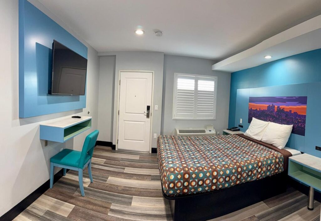 La Casa Motel, Los Angeles - Burbank Airport - Image 2
