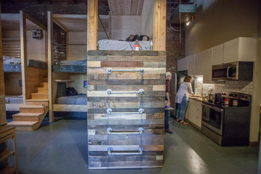 PodShare DTLA - Image 6