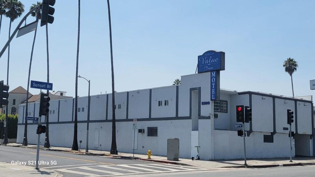 Value Inn Hollywood - Image 1