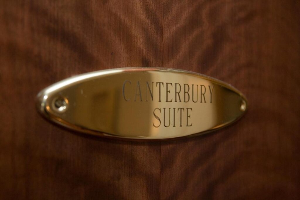 The Belvedere Inn & Restaurant - Image 4