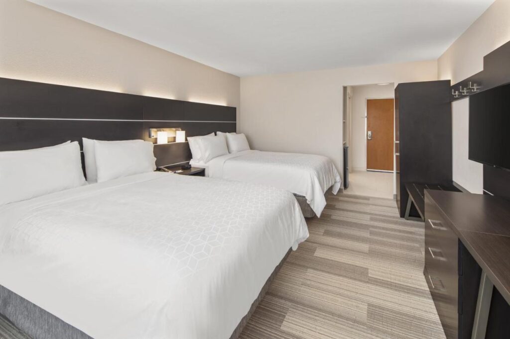 Holiday Inn Express & Suites - Hardeeville-Hilton Head by IHG - Image 4