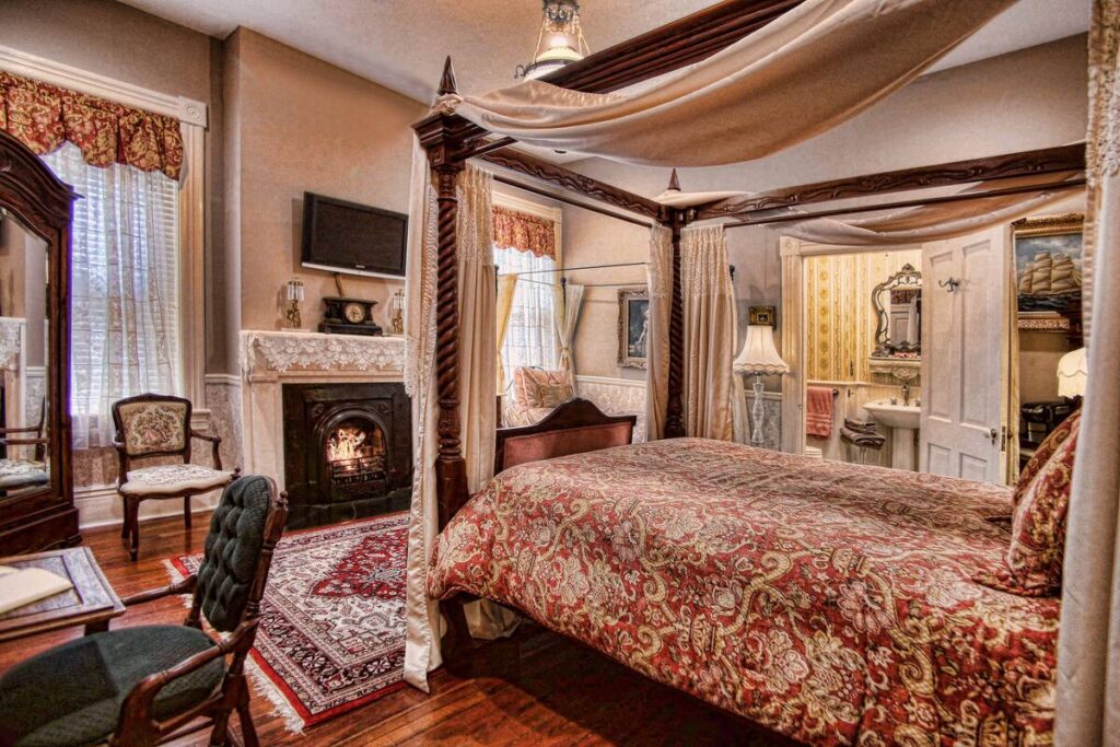 McMillan Inn - Image 2