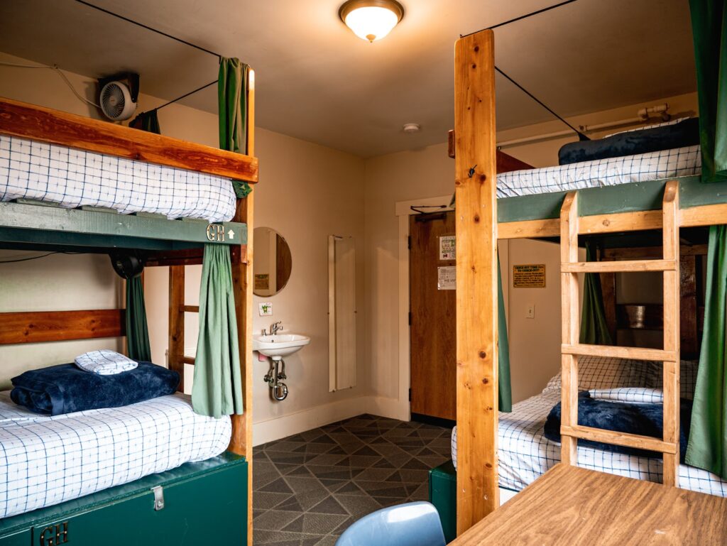 Green Tortoise Hostel Seattle - Image 6
