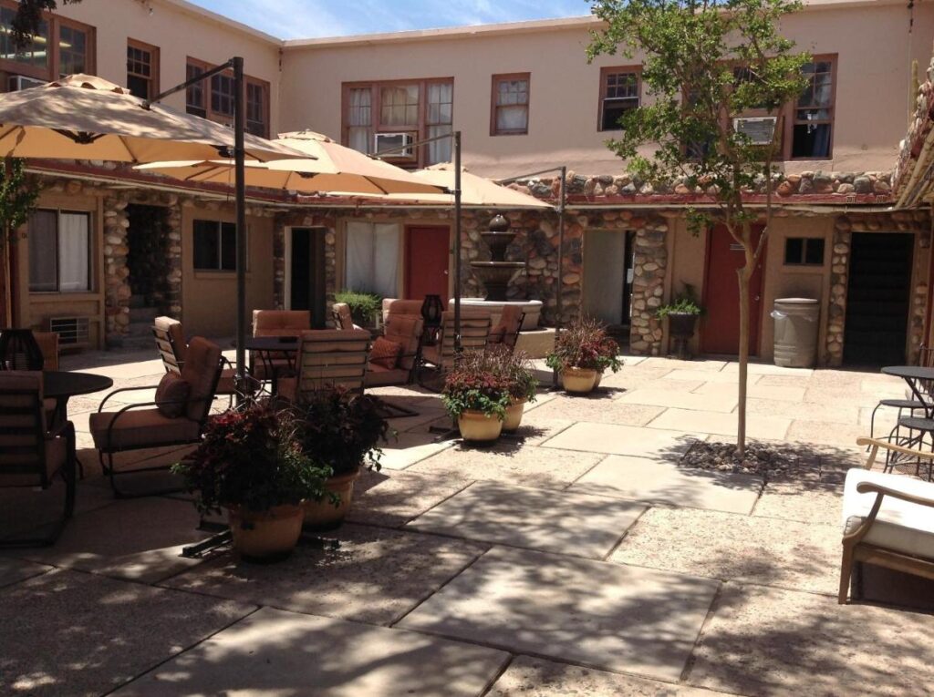 Iron Horse Inn - Image 1