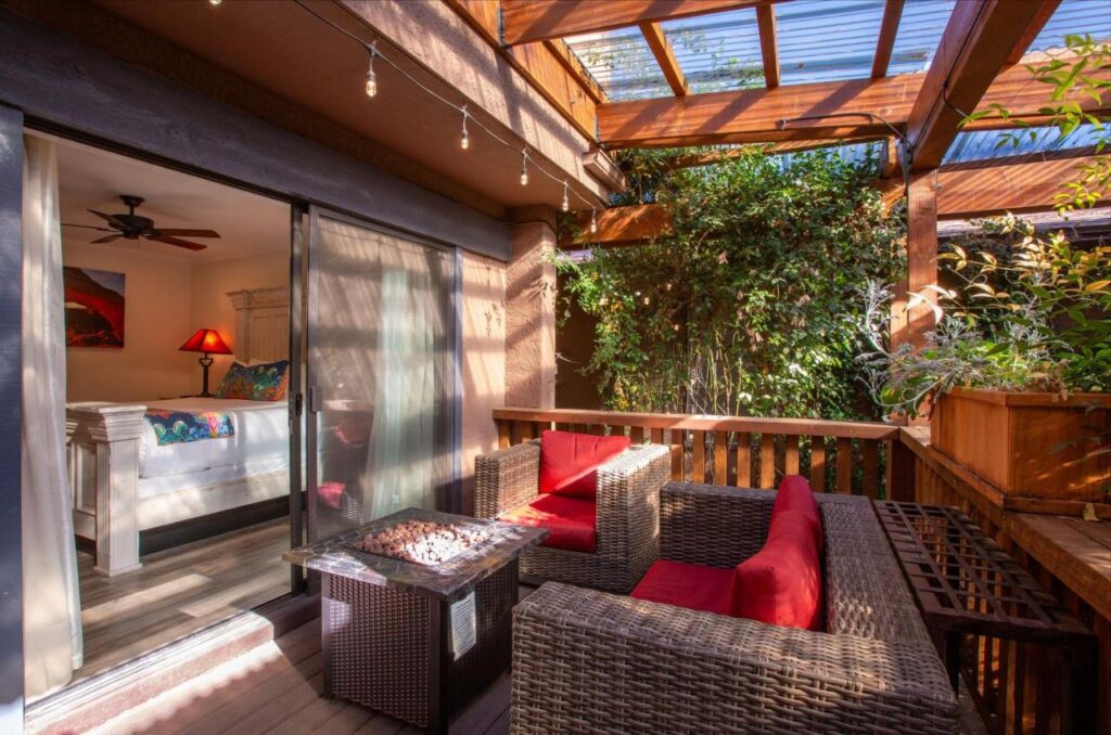 Lantern Light Inn - Romantic Getaway - Image 4