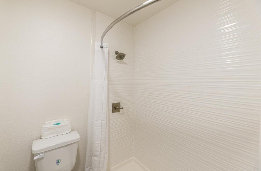 Lux Verde Hotel - Image 2