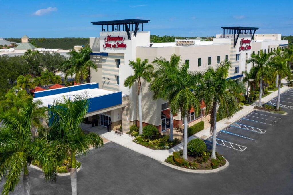 Hampton Inn and Suites Sarasota/Lakewood Ranch - Image 1