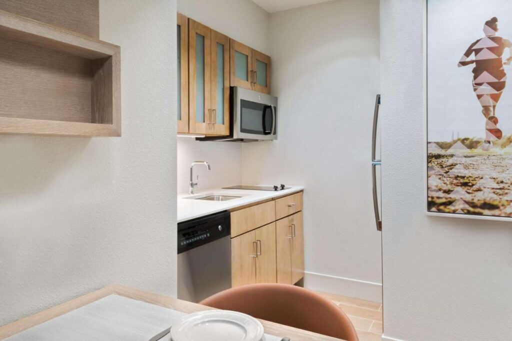 Homewood Suites by Hilton Sarasota-Lakewood Ranch - Image 2