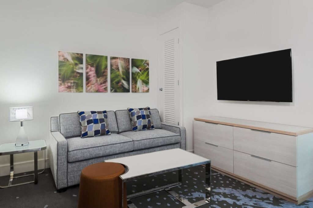 Homewood Suites by Hilton Sarasota-Lakewood Ranch - Image 3