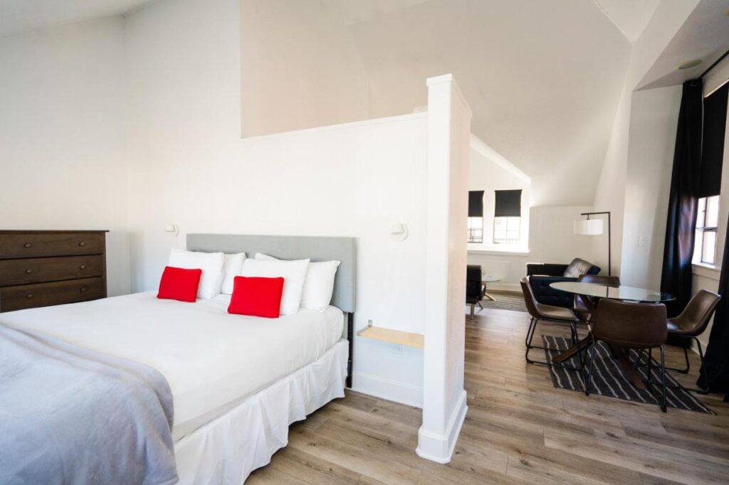 Atterdag Inn - Image 6