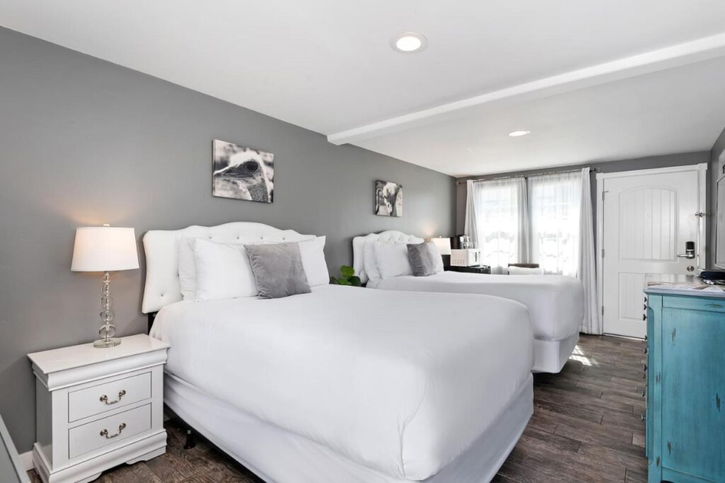 New Haven Inn - Image 1
