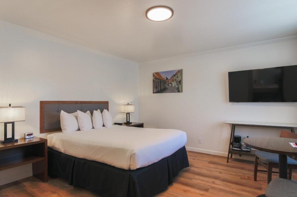 Solvang Inn & Cottages - Image 3