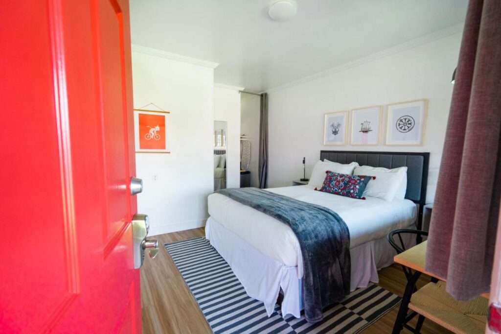 Viking Inn - Image 5