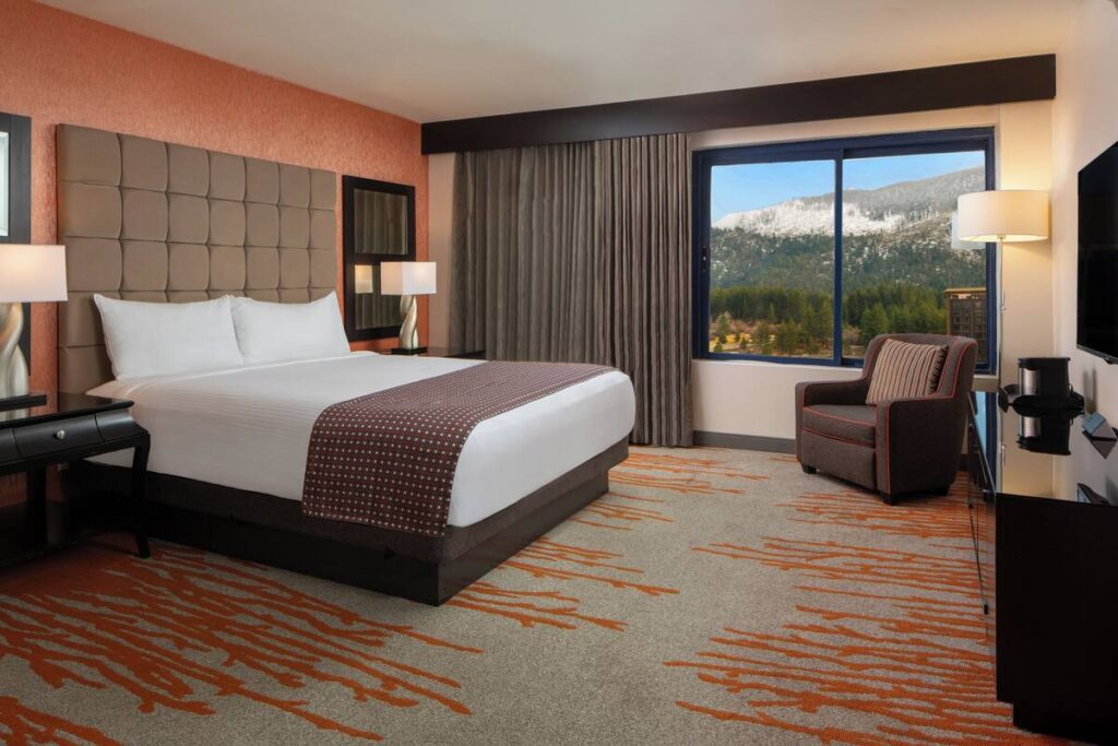 Golden Nugget Lake Tahoe - Image 3