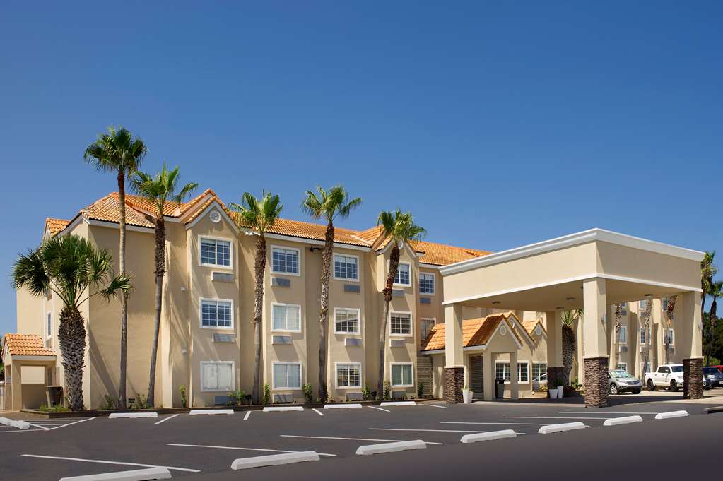 Best Western Beachside Inn - Image 5