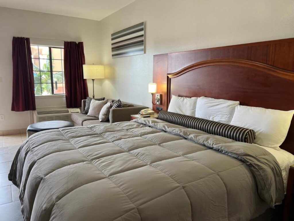 Casa Rosa Inn - Image 4