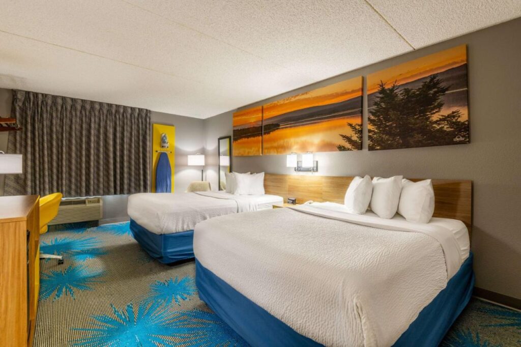 Days Inn by Wyndham Coeur d'Alene - Image 2