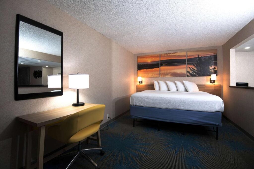 Days Inn by Wyndham Coeur d'Alene - Image 6