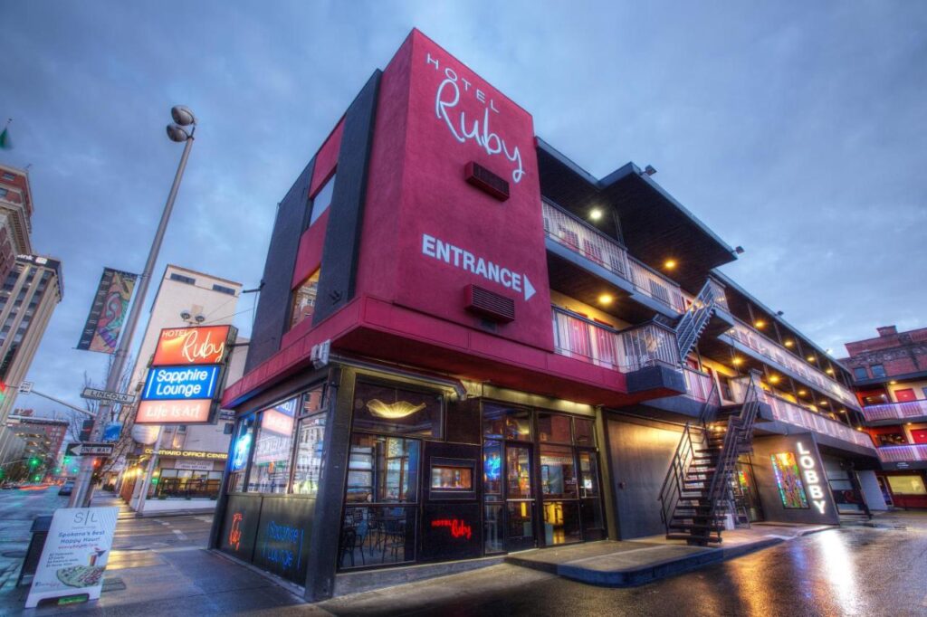 Hotel Ruby - Image 1