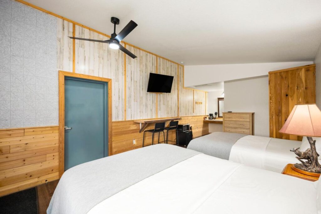 Moose Inn - Image 4