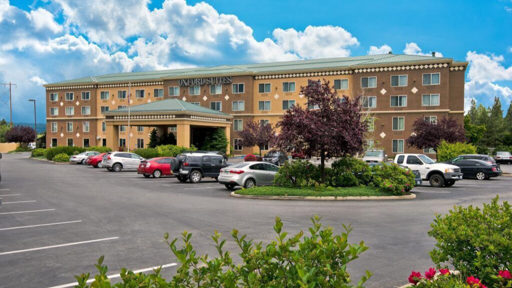 Oxford Suites Spokane Valley - Image 5