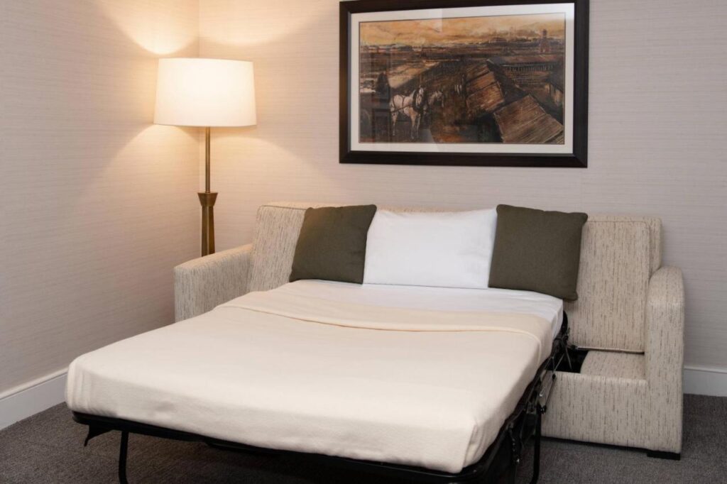 Marriott Syracuse Downtown - Image 3