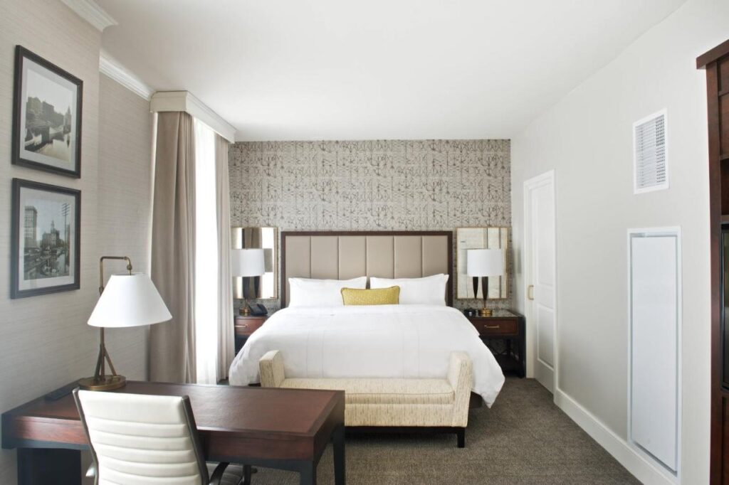 Marriott Syracuse Downtown - Image 6