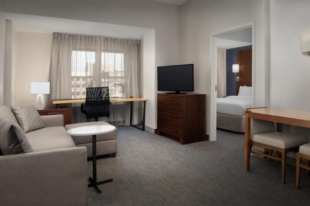 Residence Inn by Marriott Syracuse Downtown at Armory Square - Image 4
