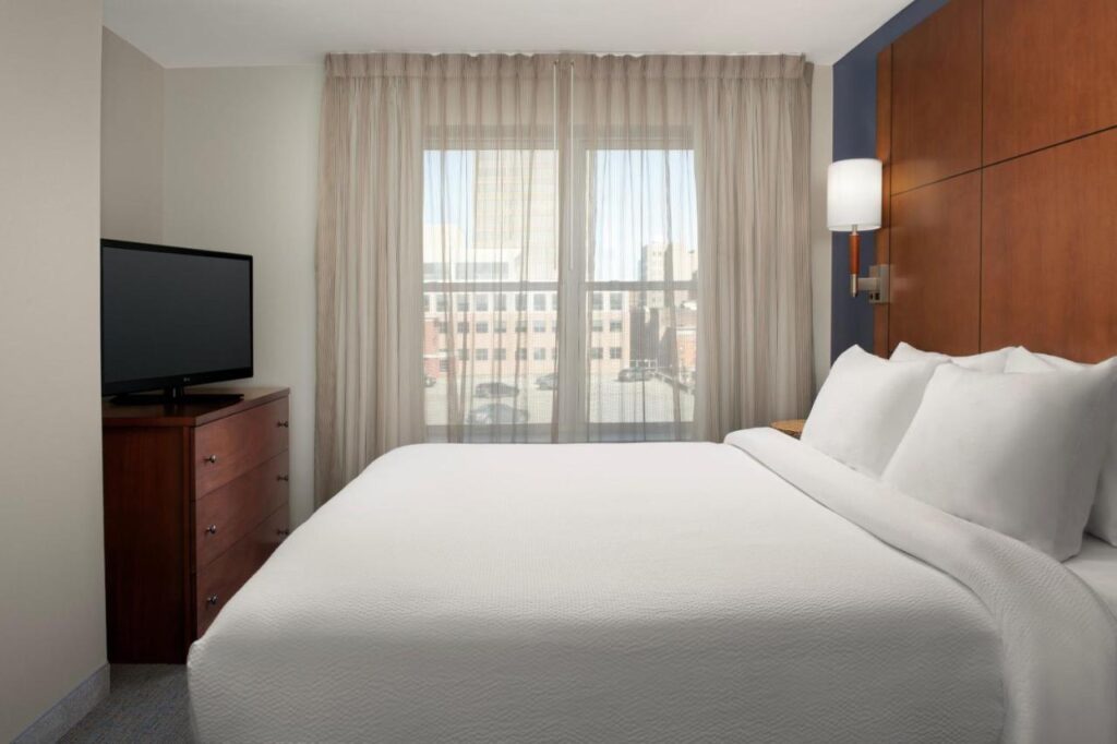 Residence Inn by Marriott Syracuse Downtown at Armory Square - Image 5