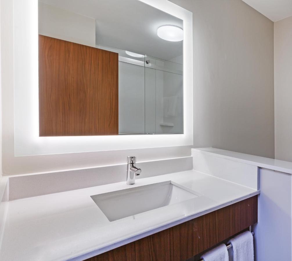 Holiday Inn Express & Suites Tulsa West - Sand Springs by IHG - Image 3