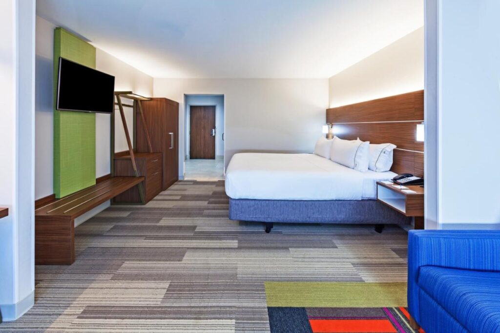 Holiday Inn Express & Suites Tulsa West - Sand Springs by IHG - Image 5