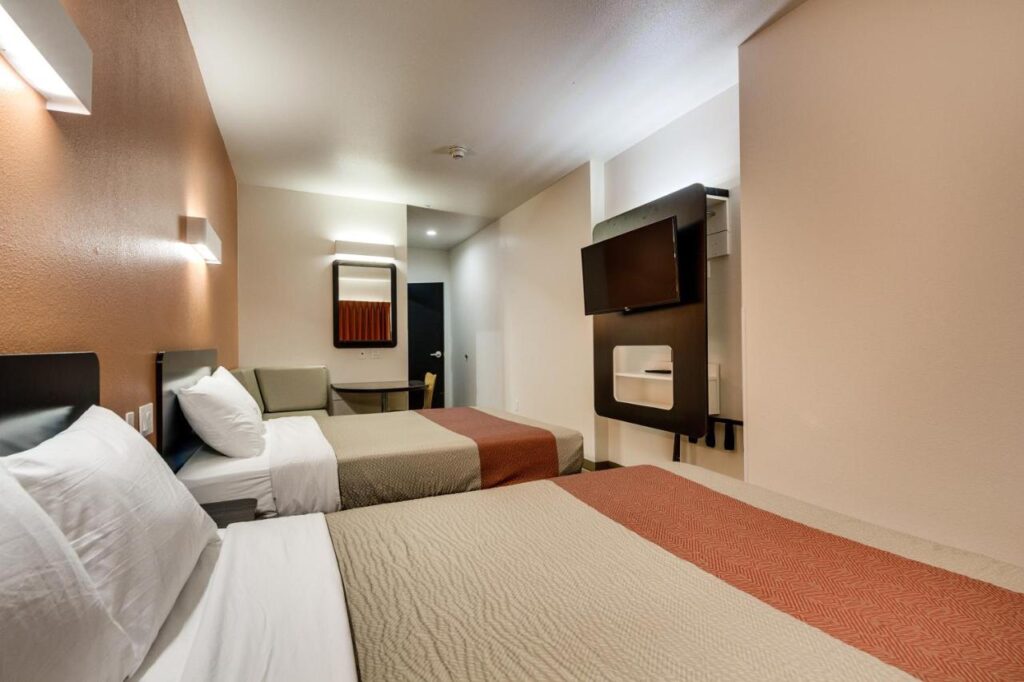 Motel 6-Tulsa, OK - Image 4