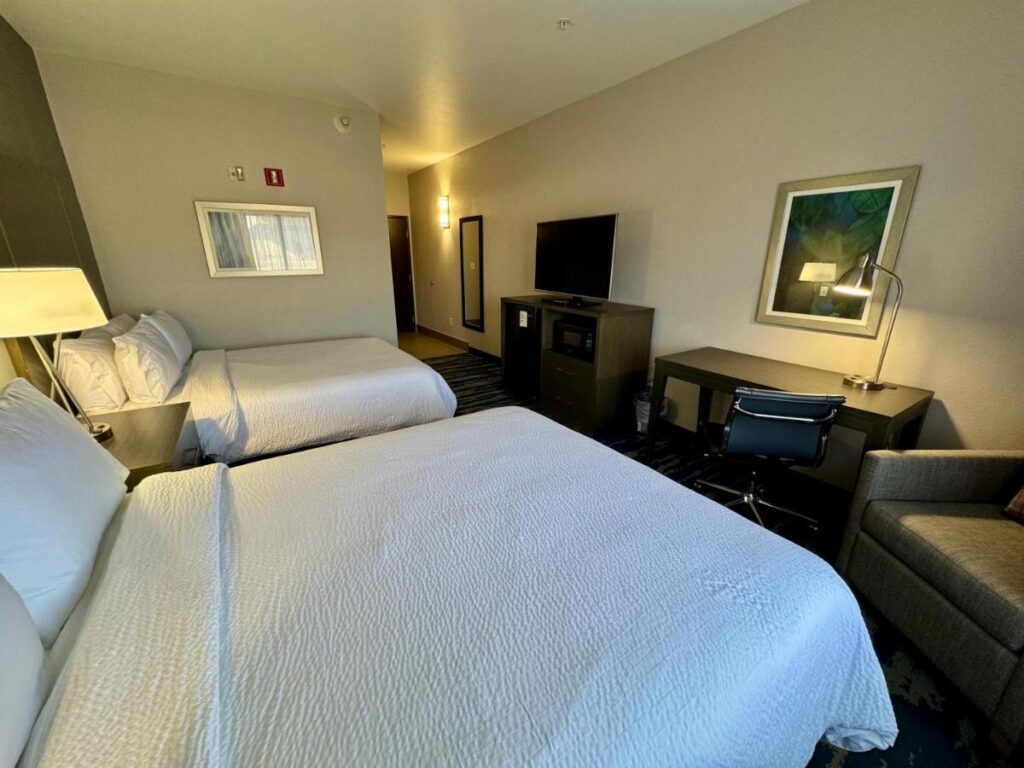 Garner Hotel Longview South by IHG - Image 4