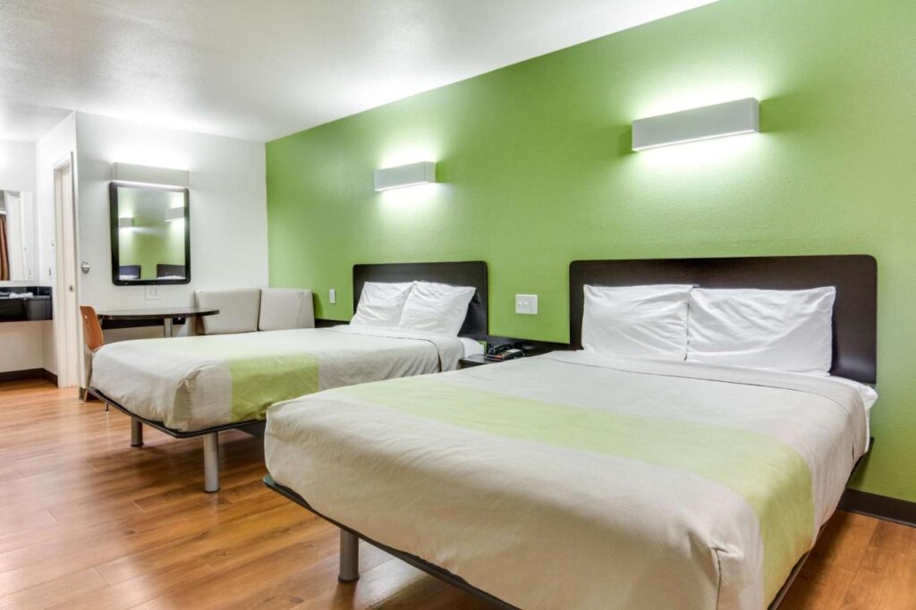 Motel 6-Longview, TX - North - Image 3