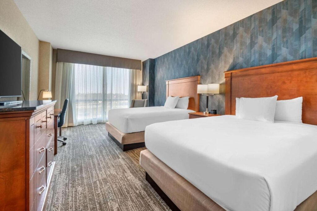 Drury Plaza Hotel Valdosta - Image 4