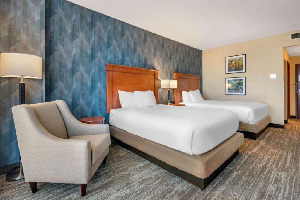 Drury Plaza Hotel Valdosta - Image 5