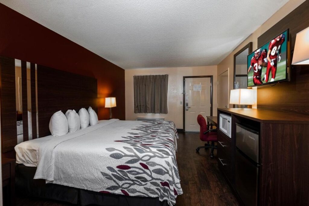Red Roof Inn Valdosta - University - Image 6